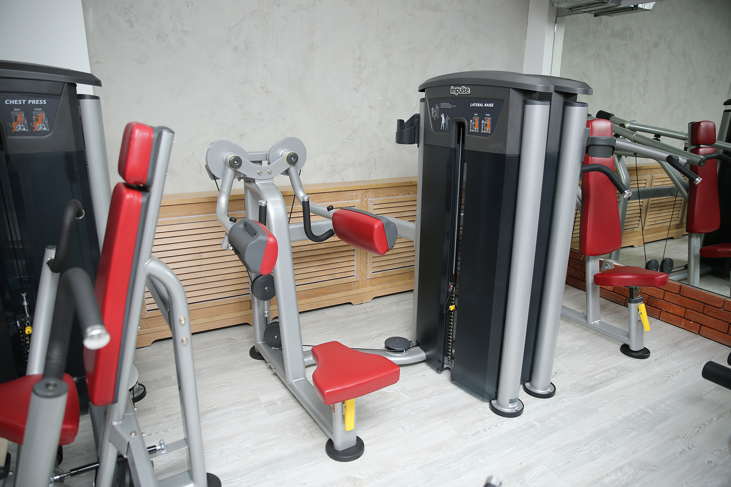 Фитнес-клуб "Unique one Health & Fitness"